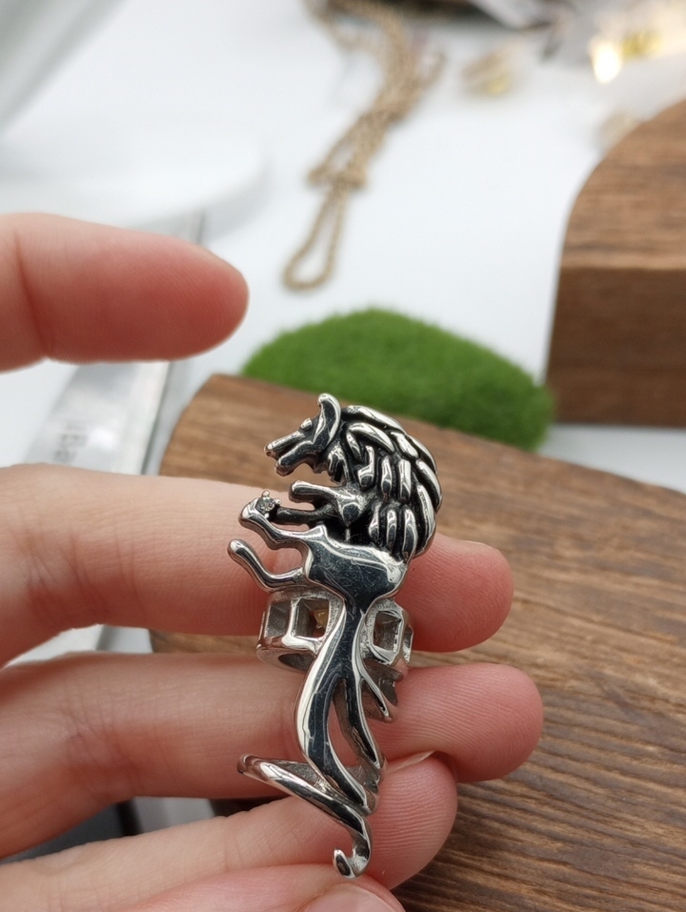 Egyptian Lion Crystal Pendant Unique P244 - Picture 2 of 3